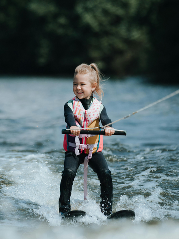 Waterskiing